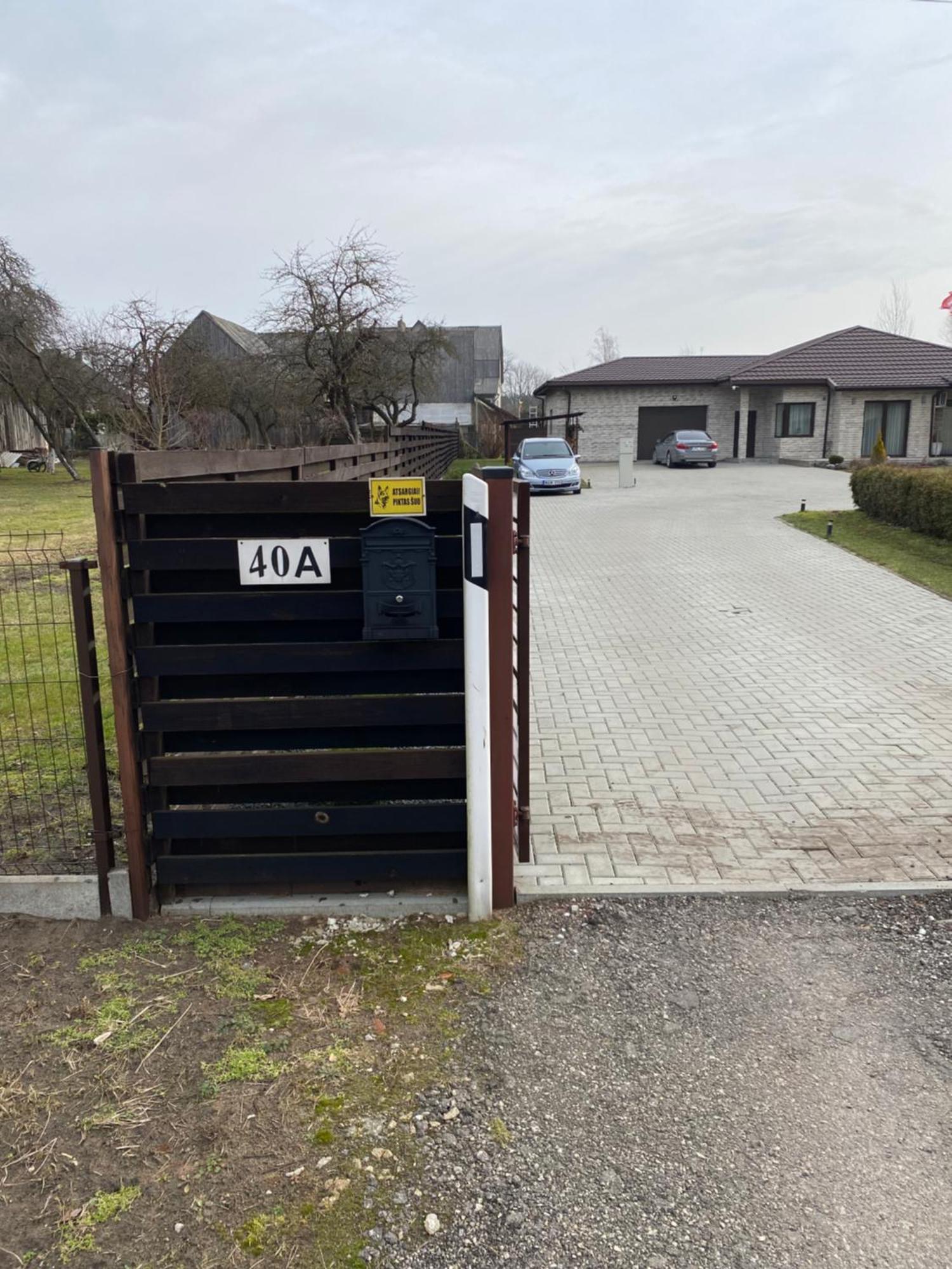 Privatus Namas Apartment Silutė Bagian luar foto