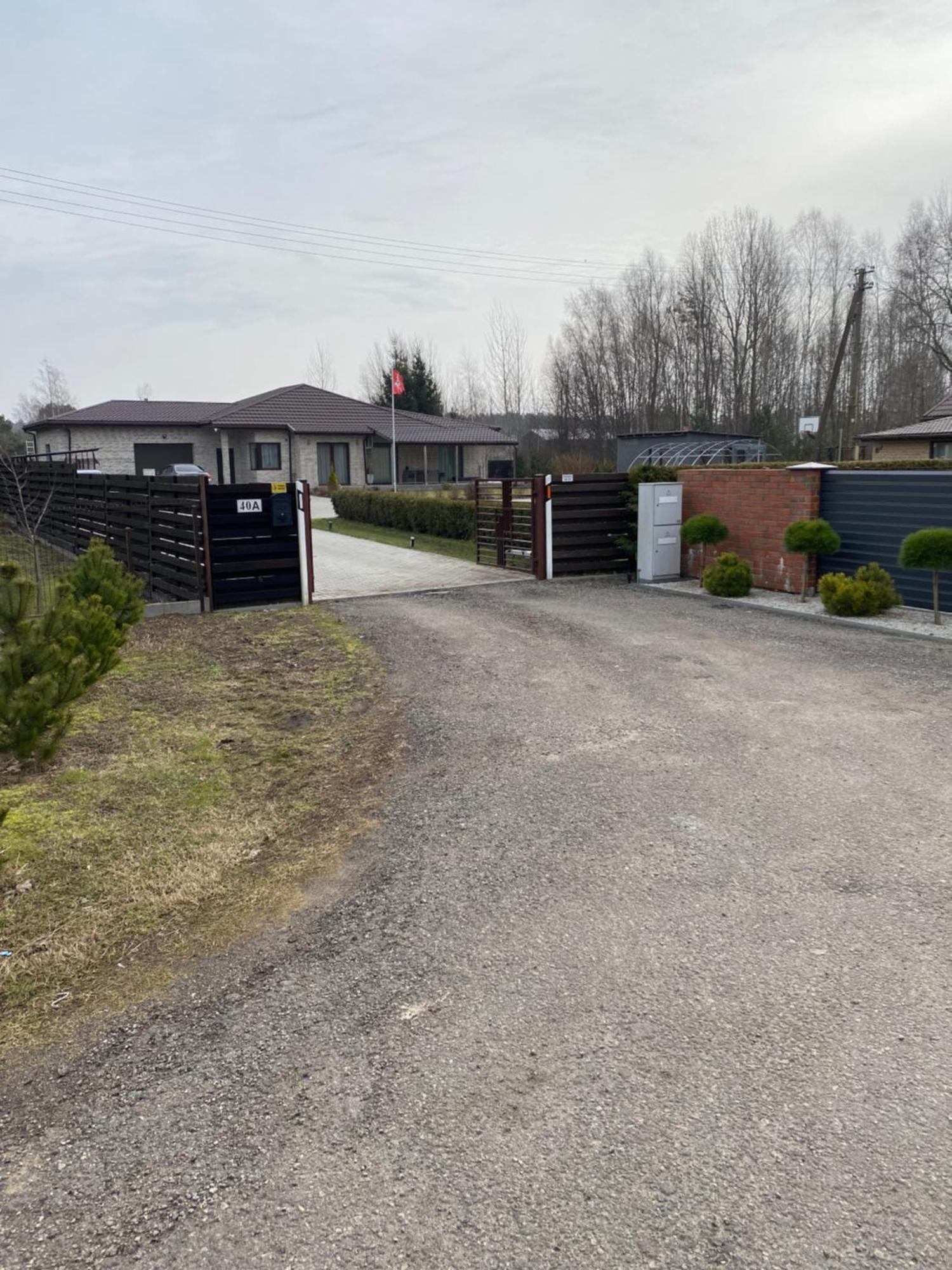 Privatus Namas Apartment Silutė Bagian luar foto